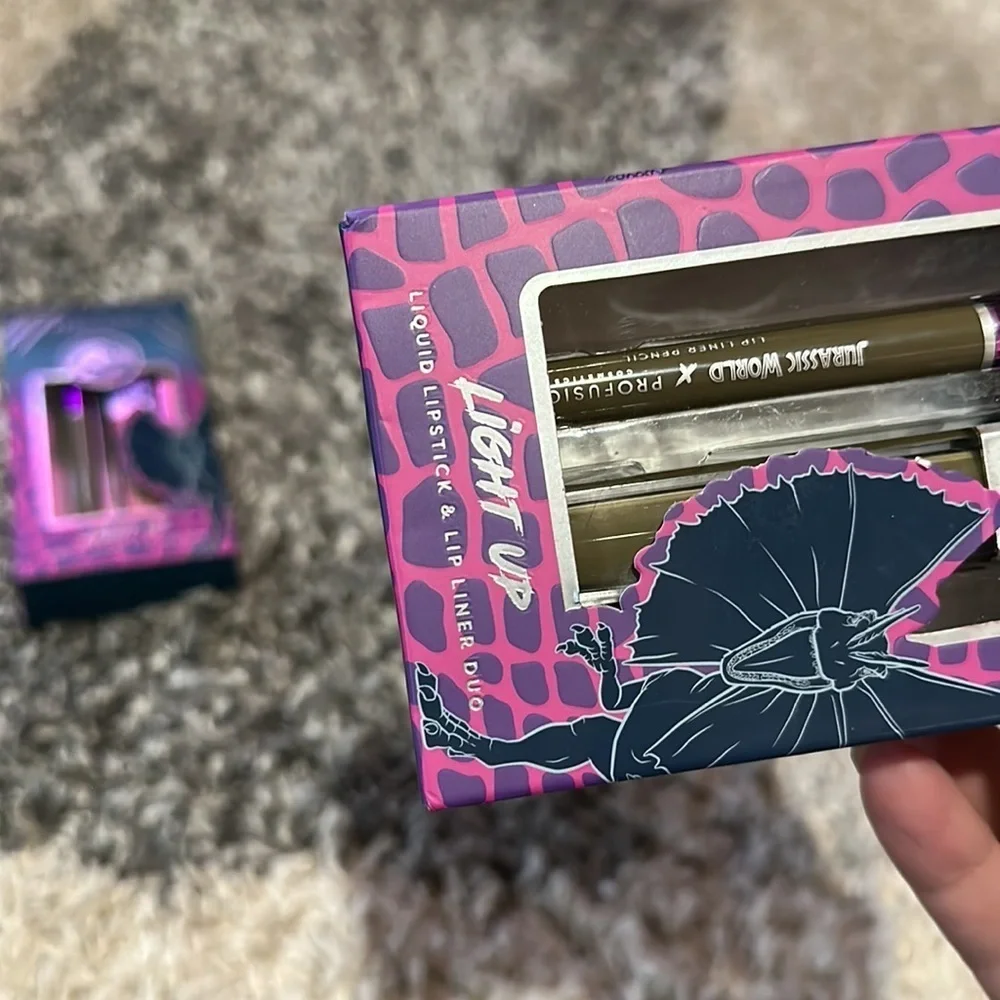 PROFUSION COSMETICS JURASSIC WORLD LIGHT UP! LIP KIT LOT OF 2